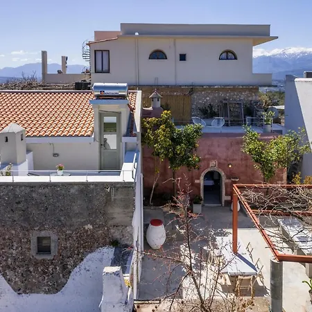 Tholos Holiday home *